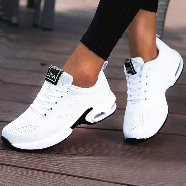 Fashion Women Running Shoes Breathable Mesh Outdoor Light Weight Sports Shoes Casual Walking Sneakers Lace-up Women Sneaker