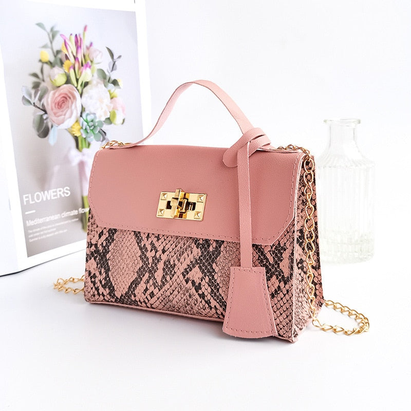 2022 New Messenger Bag for Women Trend Luxury Handbags Camera Female Cosmetic Bag Chain Snake Print Crossbody Shoulder Bags