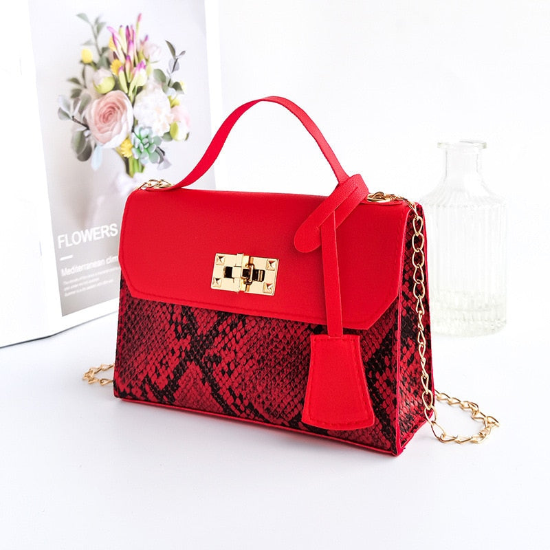 2022 New Messenger Bag for Women Trend Luxury Handbags Camera Female Cosmetic Bag Chain Snake Print Crossbody Shoulder Bags