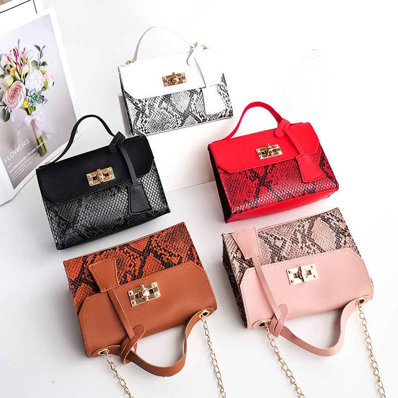 2022 New Messenger Bag for Women Trend Luxury Handbags Camera Female Cosmetic Bag Chain Snake Print Crossbody Shoulder Bags