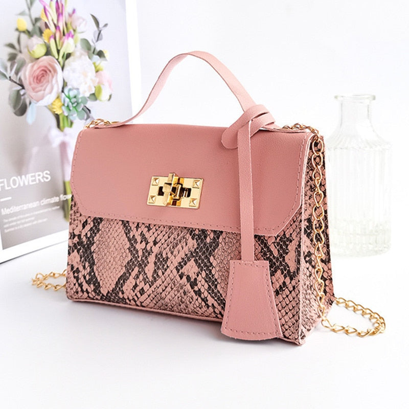 2022 New Messenger Bag for Women Trend Luxury Handbags Camera Female Cosmetic Bag Chain Snake Print Crossbody Shoulder Bags